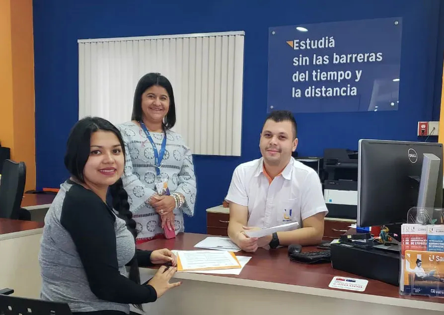 fundacion carmen naranjo becada 1